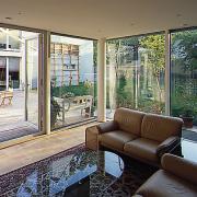 ArchitektInnen / KünstlerInnen: Georg W. Reinberg<br>Projekt: Haus A.<br>Aufnahmedatum: 05/02<br>Format: 6x9cm C-Dia<br>Lieferformat: Dia-Duplikat, 500px<br>Bestell-Nummer: 020517-12<br>