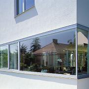 ArchitektInnen / KünstlerInnen: Georg W. Reinberg<br>Projekt: Haus A.<br>Aufnahmedatum: 05/02<br>Format: 6x9cm C-Dia<br>Lieferformat: Dia-Duplikat, 500px<br>Bestell-Nummer: 020517-03<br>