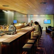 ArchitektInnen / KünstlerInnen: BEHF Architects Ebner Hasenauer Ferenczy ZT GmbH<br>Projekt: Restaurant Fabios<br>Aufnahmedatum: 06/02<br>Format: 6x9cm C-Neg<br>Lieferformat: C-Print, Scan 300 dpi<br>Bestell-Nummer: 020608-03<br>
