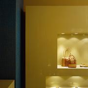 ArchitektInnen / KünstlerInnen: Denis Košutić<br>Projekt: zapato Schuhgeschäft<br>Aufnahmedatum: 06/02<br>Format: 6x9cm C-Dia<br>Lieferformat: Dia-Duplikat, Scan 300 dpi<br>Bestell-Nummer: 020617-06<br>