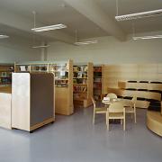 ArchitektInnen / KünstlerInnen: Andreas Treusch<br>Projekt: Volksschule Natorpgasse<br>Aufnahmedatum: 03/02<br>Format: 6x9cm C-Dia<br>Lieferformat: Dia-Duplikat, Scan 300 dpi<br>Bestell-Nummer: 020313-22<br>