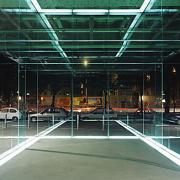 ArchitektInnen / KünstlerInnen: Valie Export<br>Projekt: Der transparente Raum<br>Aufnahmedatum: 07/01<br>Format: 6x9cm C-Dia<br>Lieferformat: Dia-Duplikat, Scan 300 dpi<br>Bestell-Nummer: 010710-16<br>