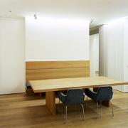 ArchitektInnen / KünstlerInnen: BEHF Architects Ebner Hasenauer Ferenczy ZT GmbH<br>Projekt: Wohnung Rutter<br>Aufnahmedatum: 07/01<br>Format: 6x9cm C-Neg<br>Lieferformat: C-Print, Scan 300 dpi<br>Bestell-Nummer: 010719-03<br>