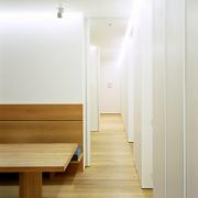 ArchitektInnen / KünstlerInnen: BEHF Architects Ebner Hasenauer Ferenczy ZT GmbH<br>Projekt: Wohnung Rutter<br>Aufnahmedatum: 07/01<br>Format: 6x9cm C-Neg<br>Lieferformat: C-Print, Scan 300 dpi<br>Bestell-Nummer: 010719-06<br>