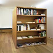 ArchitektInnen / KünstlerInnen: BEHF Architects Ebner Hasenauer Ferenczy ZT GmbH<br>Projekt: Wohnung Rutter<br>Aufnahmedatum: 07/01<br>Format: 6x9cm C-Neg<br>Lieferformat: C-Print, Scan 300 dpi<br>Bestell-Nummer: 010719-11<br>