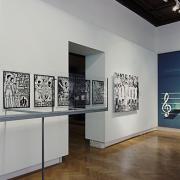 ArchitektInnen / KünstlerInnen: Bernhard Denkinger<br>Projekt: 'Sei stark und mutig!'- Jüdische Jugendbewegungen<br>Aufnahmedatum: 04/01<br>Format: 6x9cm C-Neg<br>Lieferformat: C-Print, SW-Print, Scan 300 dpi<br>Bestell-Nummer: 010409-13<br>