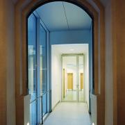 ArchitektInnen / KünstlerInnen: Oliver Kaufmann<br>Projekt: Rondo Rathaus<br>Aufnahmedatum: 10/00<br>Format: 6x9cm C-Neg<br>Lieferformat: C-Print, SW-Print, Scan 300 dpi<br>Bestell-Nummer: 001025-18<br>