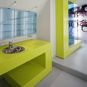 ArchitektInnen / KünstlerInnen: the unit<br>Projekt: Badezimmer Citronic<br>Aufnahmedatum: 04/01<br>Format: 6x9cm C-Dia<br>Lieferformat: Dia-Duplikat, Scan 300 dpi<br>Bestell-Nummer: 010419-04<br>