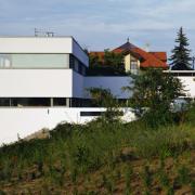 ArchitektInnen / KünstlerInnen: Walter Stelzhammer<br>Projekt: Haus H.<br>Aufnahmedatum: 07/00<br>Format: 6x9cm C-Dia<br>Lieferformat: Dia-Duplikat, SW-Print, Scan 300 dpi<br>Bestell-Nummer: 000724-15<br>