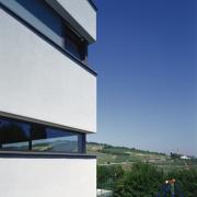 ArchitektInnen / KünstlerInnen: Walter Stelzhammer<br>Projekt: Haus H.<br>Aufnahmedatum: 07/00<br>Format: 6x9cm C-Dia<br>Lieferformat: Dia-Duplikat, SW-Print, Scan 300 dpi<br>Bestell-Nummer: 000724-12<br>