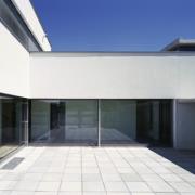 ArchitektInnen / KünstlerInnen: Walter Stelzhammer<br>Projekt: Haus H.<br>Aufnahmedatum: 07/00<br>Format: 6x9cm C-Dia<br>Lieferformat: Dia-Duplikat, SW-Print, Scan 300 dpi<br>Bestell-Nummer: 000724-04<br>