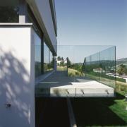ArchitektInnen / KünstlerInnen: Walter Stelzhammer<br>Projekt: Haus H.<br>Aufnahmedatum: 07/00<br>Format: 6x9cm C-Dia<br>Lieferformat: Dia-Duplikat, SW-Print, Scan 300 dpi<br>Bestell-Nummer: 000724-08<br>
