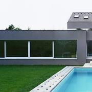 ArchitektInnen / KünstlerInnen: the unit<br>Projekt: Haus P. - Zubau<br>Aufnahmedatum: 08/00<br>Format: 6x12cm C-Dia<br>Lieferformat: Dia-Duplikat, SW-Print, Scan 300 dpi<br>Bestell-Nummer: 000808-07<br>