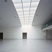 ArchitektInnen / KünstlerInnen: O&O Baukunst Ziviltechniker GesmbH<br>Projekt: MuseumsQuartier Wien - MUMOK<br>Aufnahmedatum: 12/00<br>Format: 6x9cm C-Dia<br>Lieferformat: Dia-Duplikat, C-Print, Scan 300 dpi<br>Bestell-Nummer: 001222-05<br>