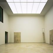 ArchitektInnen / KünstlerInnen: O&O Baukunst Ziviltechniker GesmbH<br>Projekt: MuseumsQuartier Wien - Leopold Museum<br>Aufnahmedatum: 12/00<br>Format: 6x9cm C-Dia<br>Lieferformat: Dia-Duplikat, C-Print, Scan 300 dpi<br>Bestell-Nummer: 001222-71<br>
