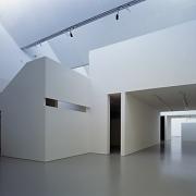 ArchitektInnen / KünstlerInnen: BEHF Architects Ebner Hasenauer Ferenczy ZT GmbH, BWM Architekten<br>Projekt: Shedhalle - zweigeschoßiger Einbau<br>Aufnahmedatum: 11/03<br>Format: 6x9cm C-Dia<br>Lieferformat: Dia-Duplikat, Scan 300 dpi<br>Bestell-Nummer: 031104-11<br>