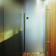 ArchitektInnen / KünstlerInnen: BEHF Architects Ebner Hasenauer Ferenczy ZT GmbH<br>Projekt: Restaurant Fabios<br>Aufnahmedatum: 09/02<br>Format: 6x9cm C-Neg<br>Lieferformat: Scan 300 dpi<br>Bestell-Nummer: 020905-16<br>