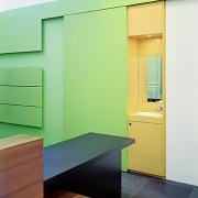 ArchitektInnen / KünstlerInnen: Patricia Zacek<br>Projekt: Front Office MA 15<br>Aufnahmedatum: 12/02<br>Format: 6x9cm C-Neg<br>Lieferformat: Scan 300 dpi<br>Bestell-Nummer: 021213-05<br>