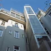 ArchitektInnen / KünstlerInnen: Architektin Sne Veselinovic ZT GmbH<br>Projekt: Diakoniewerk-Wohngemeinschaft für Kinder und Jugendliche mit Behinderung<br>Aufnahmedatum: 12/03<br>Format: 6x9cm C-Dia<br>Lieferformat: Scan 300 dpi<br>Bestell-Nummer: 031209-04<br>