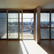 ArchitektInnen / KünstlerInnen: Architektin Sne Veselinovic ZT GmbH<br>Projekt: Diakoniewerk-Wohngemeinschaft für Kinder und Jugendliche mit Behinderung<br>Aufnahmedatum: 12/03<br>Format: 6x9cm C-Dia<br>Lieferformat: Scan 300 dpi<br>Bestell-Nummer: 031209-10<br>