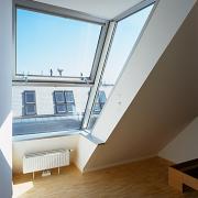 ArchitektInnen / KünstlerInnen: Architektin Sne Veselinovic ZT GmbH<br>Projekt: Diakoniewerk-Wohngemeinschaft für Kinder und Jugendliche mit Behinderung<br>Aufnahmedatum: 12/03<br>Format: 6x9cm C-Dia<br>Lieferformat: Scan 300 dpi<br>Bestell-Nummer: 031209-13<br>