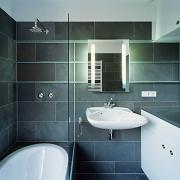 ArchitektInnen / KünstlerInnen: gharakhanzadeh sandbichler architekten zt gmbh<br>Projekt: Wohnung B.<br>Aufnahmedatum: 05/04<br>Format: 6x9cm C-Dia<br>Lieferformat: Scan 300 dpi<br>Bestell-Nummer: 040504-10<br>