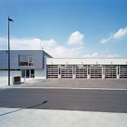 ArchitektInnen / KünstlerInnen: Christoph Karl, Andreas Bremhorst, kub a Karl und Bremhorst Architekten<br>Projekt: Feuerwehr Pottendorf<br>Aufnahmedatum: 05/04<br>Format: 6x9cm C-Dia<br>Lieferformat: Dia-Duplikat, Scan 300 dpi<br>Bestell-Nummer: 040512-03A<br>