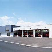 ArchitektInnen / KünstlerInnen: Christoph Karl, Andreas Bremhorst, kub a Karl und Bremhorst Architekten<br>Projekt: Feuerwehr Pottendorf<br>Aufnahmedatum: 05/04<br>Format: 6x9cm C-Dia<br>Lieferformat: Dia-Duplikat, Scan 300 dpi<br>Bestell-Nummer: 040512-08<br>