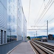 ArchitektInnen / KünstlerInnen: Zwimpfer Partner Architekten SIA<br>Projekt: Jacob Burckhardt Haus 1<br>Aufnahmedatum: 06/04<br>Format: 6x9cm C-Dia<br>Lieferformat: Scan 300 dpi<br>Bestell-Nummer: 040602-05<br>