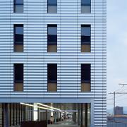 ArchitektInnen / KünstlerInnen: Zwimpfer Partner Architekten SIA<br>Projekt: Jacob Burckhardt Haus 1<br>Aufnahmedatum: 06/04<br>Format: 6x9cm C-Dia<br>Lieferformat: Scan 300 dpi<br>Bestell-Nummer: 040602-28<br>