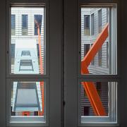 ArchitektInnen / KünstlerInnen: Zwimpfer Partner Architekten SIA<br>Projekt: Jacob Burckhardt Haus 1<br>Aufnahmedatum: 06/04<br>Format: 6x9cm C-Dia<br>Lieferformat: Scan 300 dpi<br>Bestell-Nummer: 040602-34<br>