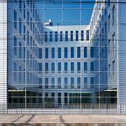 ArchitektInnen / KünstlerInnen: Zwimpfer Partner Architekten SIA<br>Projekt: Jacob Burckhardt Haus 1<br>Aufnahmedatum: 06/04<br>Format: 6x9cm C-Dia<br>Lieferformat: Scan 300 dpi<br>Bestell-Nummer: 040629-09<br>