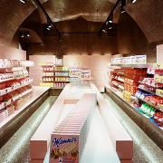 ArchitektInnen / KünstlerInnen: BEHF Architects Ebner Hasenauer Ferenczy ZT GmbH, BWM Architekten<br>Projekt: Manner Shop<br>Aufnahmedatum: 06/04<br>Format: 6x9cm C-Neg<br>Lieferformat: Scan 300 dpi<br>Bestell-Nummer: 040615-06<br>