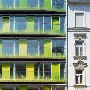 ArchitektInnen / KünstlerInnen: querkraft architekten, Doris Haidvogl<br>Projekt: Wohnbau Leebgasse<br>Aufnahmedatum: 08/04<br>Format: 6x9cm C-Dia<br>Lieferformat: Scan 300 dpi<br>Bestell-Nummer: 040805-05<br>