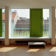 ArchitektInnen / KünstlerInnen: querkraft architekten, Doris Haidvogl<br>Projekt: Wohnbau Leebgasse<br>Aufnahmedatum: 08/04<br>Format: 6x9cm C-Dia<br>Lieferformat: Scan 300 dpi<br>Bestell-Nummer: 040805-09B<br>