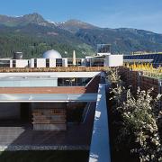 ArchitektInnen / KünstlerInnen: Martin Kohlbauer<br>Projekt: Alpen Therme Gastein<br>Aufnahmedatum: 06/04<br>Format: 6x9cm C-Dia<br>Lieferformat: Dia-Duplikat, Scan 300 dpi<br>Bestell-Nummer: 040608-17<br>