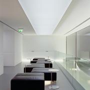 ArchitektInnen / KünstlerInnen: EOOS<br>Projekt: A1-Lounge<br>Aufnahmedatum: 09/04<br>Format: 6x9cm C-Neg<br>Lieferformat: Scan 300 dpi<br>Bestell-Nummer: 040914-14<br>