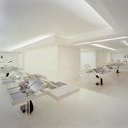 ArchitektInnen / KünstlerInnen: EOOS<br>Projekt: A1-Lounge<br>Aufnahmedatum: 09/04<br>Format: 6x9cm C-Neg<br>Lieferformat: Scan 300 dpi<br>Bestell-Nummer: 040914-15<br>