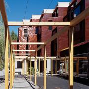 ArchitektInnen / KünstlerInnen: gharakhanzadeh sandbichler architekten zt gmbh<br>Projekt: Seniorenheim<br>Aufnahmedatum: 09/04<br>Format: 6x9cm C-Dia<br>Lieferformat: Dia-Duplikat, Scan 300 dpi<br>Bestell-Nummer: 040917-06<br>