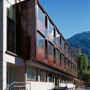 ArchitektInnen / KünstlerInnen: gharakhanzadeh sandbichler architekten zt gmbh<br>Projekt: Seniorenheim<br>Aufnahmedatum: 09/04<br>Format: 6x9cm C-Dia<br>Lieferformat: Dia-Duplikat, Scan 300 dpi<br>Bestell-Nummer: 040917-15<br>