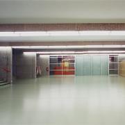 ArchitektInnen / KünstlerInnen: ARTEC Architekten<br>Projekt: Volksschule Zehdengasse<br>Aufnahmedatum: 10/96<br>Format: 6x12cm C-Dia<br>Lieferformat: C-Print, 500px<br>Bestell-Nummer: 961024-05<br>