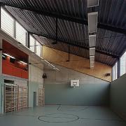 ArchitektInnen / KünstlerInnen: ARTEC Architekten<br>Projekt: Volksschule Zehdengasse<br>Aufnahmedatum: 10/96<br>Format: 6x9cm C-Dia<br>Lieferformat: C-Print, 500px<br>Bestell-Nummer: 961024-13<br>
