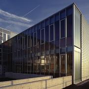 ArchitektInnen / KünstlerInnen: ARTEC Architekten<br>Projekt: Volksschule Zehdengasse<br>Aufnahmedatum: 10/96<br>Format: 6x9cm C-Dia<br>Lieferformat: C-Print, 500px<br>Bestell-Nummer: 961024-34<br>