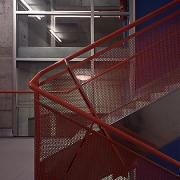 ArchitektInnen / KünstlerInnen: ARTEC Architekten<br>Projekt: Volksschule Zehdengasse<br>Aufnahmedatum: 10/96<br>Format: 6x9cm C-Dia<br>Lieferformat: C-Print, 500px<br>Bestell-Nummer: 961024-35<br>