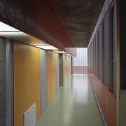 ArchitektInnen / KünstlerInnen: ARTEC Architekten<br>Projekt: Volksschule Zehdengasse<br>Aufnahmedatum: 10/96<br>Format: 6x9cm C-Dia<br>Lieferformat: C-Print, 500px<br>Bestell-Nummer: 961024-36<br>