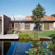 ArchitektInnen / KünstlerInnen: Franz Schartner<br>Projekt: Haus Sch.<br>Aufnahmedatum: 08/04<br>Format: 6x9cm C-Dia<br>Lieferformat: Dia-Duplikat, Scan 300 dpi<br>Bestell-Nummer: 040828-03<br>