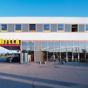 ArchitektInnen / KünstlerInnen: Gottfried Haselmeyer, Heinz Frühwald<br>Projekt: Billa Tulln<br>Aufnahmedatum: 08/04<br>Format: 6x9cm C-Dia<br>Lieferformat: Dia-Duplikat, Scan 300 dpi<br>Bestell-Nummer: 040831-02<br>