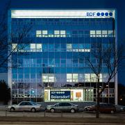 ArchitektInnen / KünstlerInnen: Walter Stelzhammer<br>Projekt: Beiersdorf<br>Aufnahmedatum: 03/05<br>Format: 6x9cm C-Dia<br>Lieferformat: Dia-Duplikat, Scan 300 dpi<br>Bestell-Nummer: 050314-13<br>