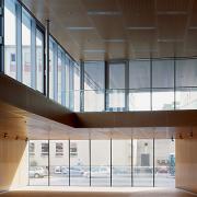 ArchitektInnen / KünstlerInnen: TREUSCH architecture<br>Projekt: Fachhochschule Wels<br>Aufnahmedatum: 03/05<br>Format: 6x9cm C-Dia<br>Lieferformat: Dia-Duplikat, Scan 300 dpi<br>Bestell-Nummer: 050311-19<br>