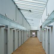 ArchitektInnen / KünstlerInnen: TREUSCH architecture<br>Projekt: Fachhochschule Wels<br>Aufnahmedatum: 03/05<br>Format: 6x9cm C-Dia<br>Lieferformat: Dia-Duplikat, Scan 300 dpi<br>Bestell-Nummer: 050311-23<br>